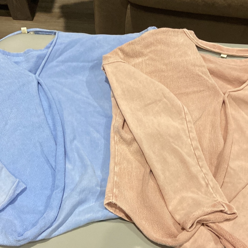 CHELSEA & VIOLET SET OF 2 shirts - Picture 2 of 2